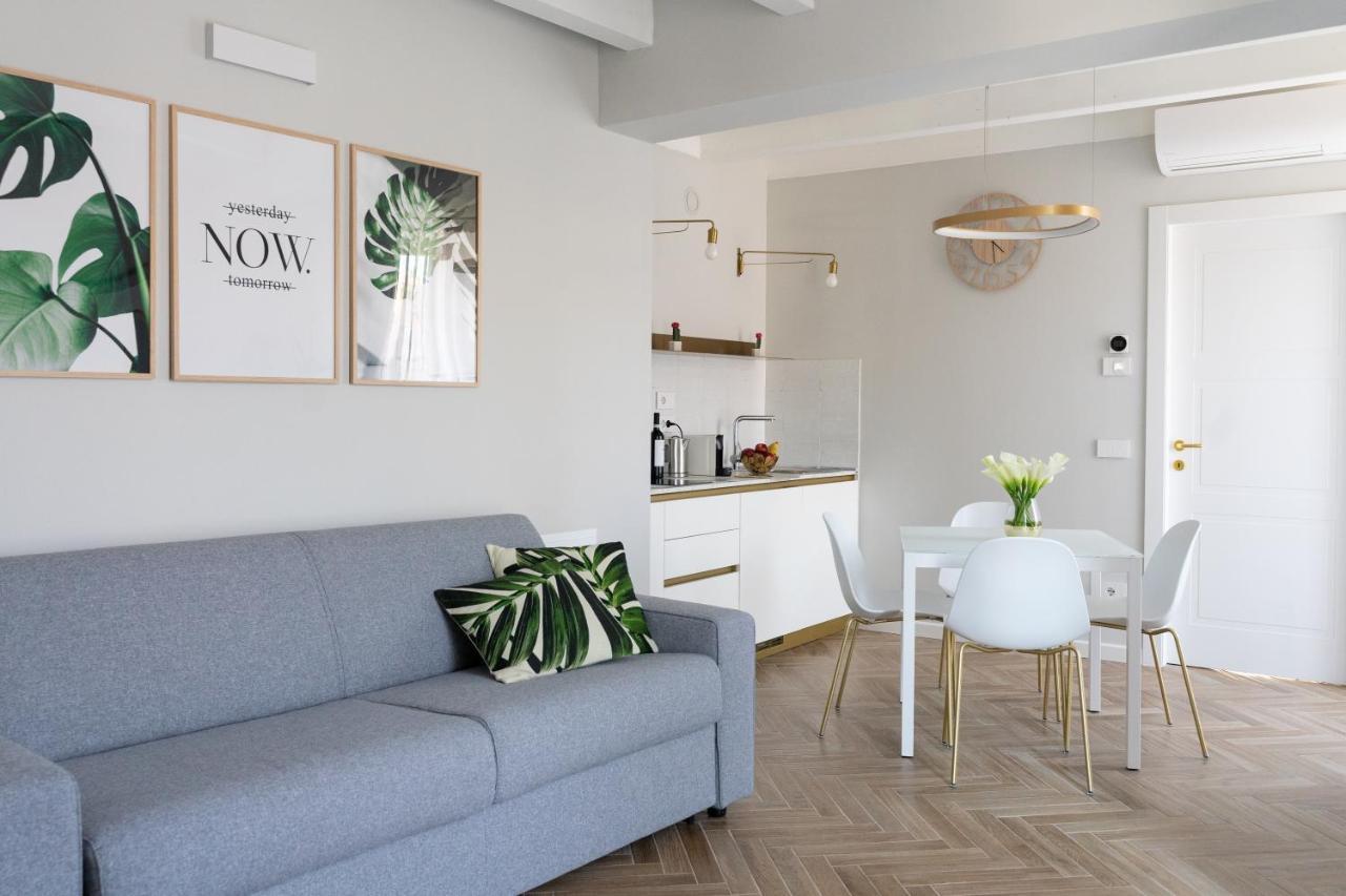 Homethirtyfour Apartment *